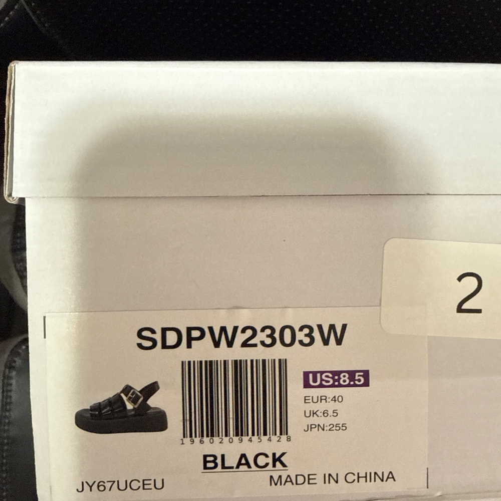 DREAM PAIRS Black Gladiator Sandals Size 8.5 - Picture 4 of 4